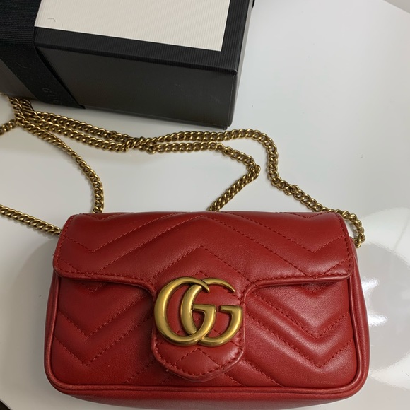 [SOLD] Gucci Marmont Super Mini - Picture 3 of 14